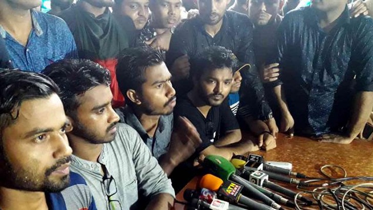 আজ প্রজ্ঞাপন না হলে কাল থেকে অনির্দিষ্টকালের ছাত্র ধর্মঘট