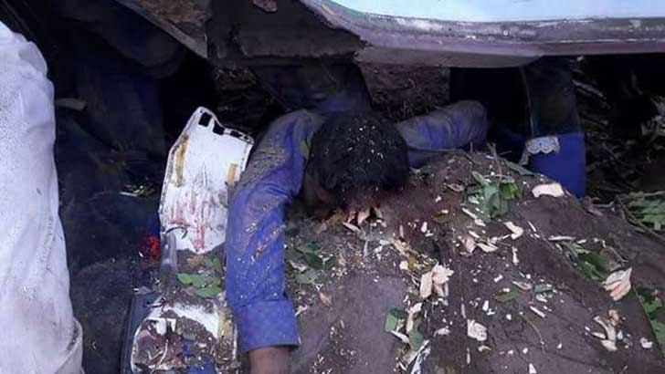 সড়কে মৃত্যুর মিছিল