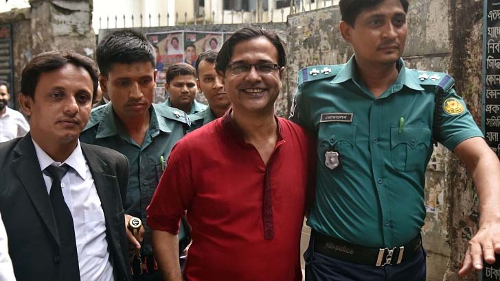 জামিন পেলেন আসিফ আকবর