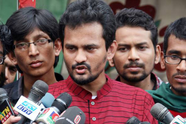 ‘বিনা বিচারে হত্যা’র প্রতিবাদ করায় গ্রেফতার ইমরান এইচ সরকার