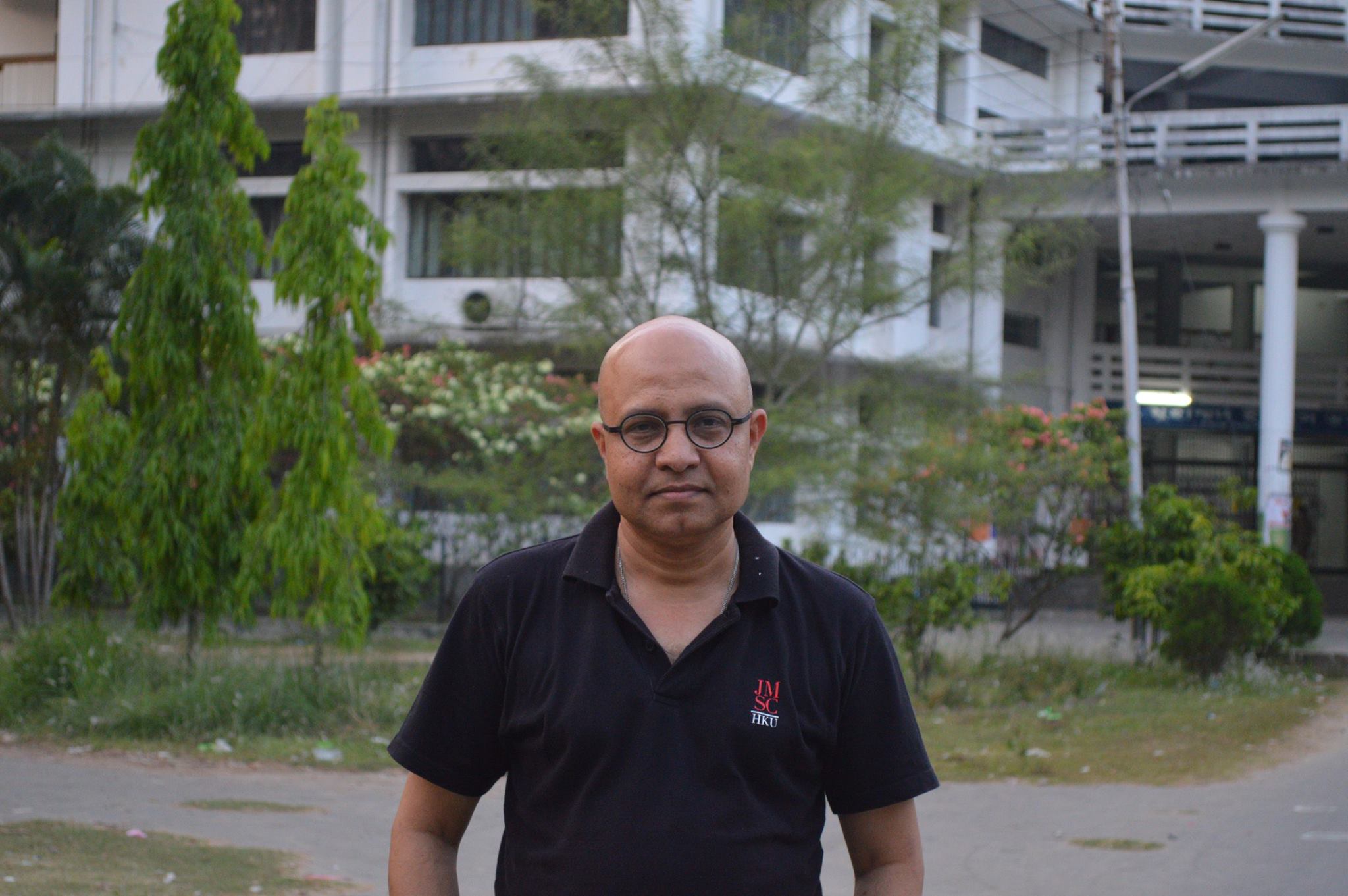 ছাত্রলীগের অন্যায়ের বিরুদ্ধে লেখায় ঢাবি শিক্ষককে প্রাণ নাশের হুমকি